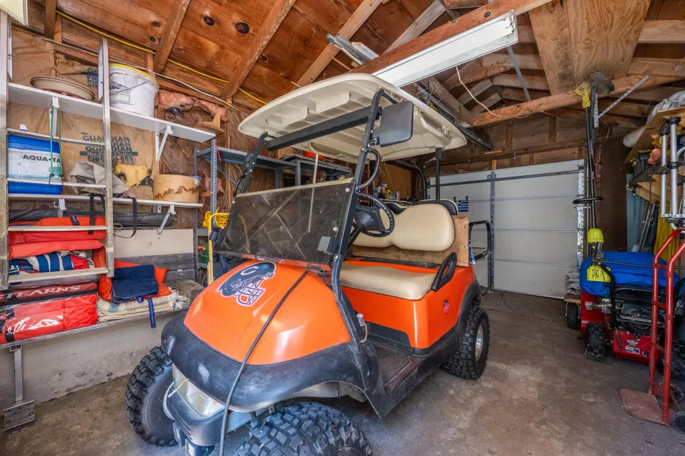 7830 Pear Coloma Charter Township, MI 49038