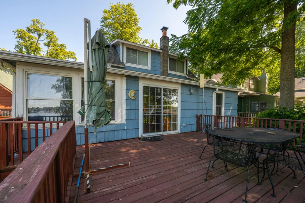 7830 Pear Coloma Charter Township, MI 49038