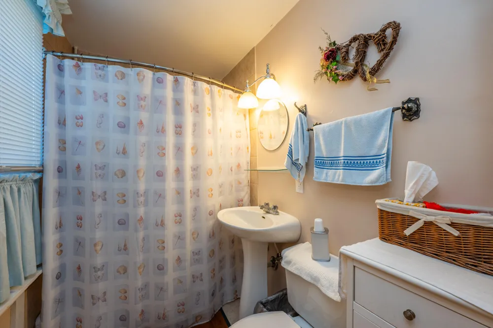 7830 Pear Coloma Charter Township, MI 49038