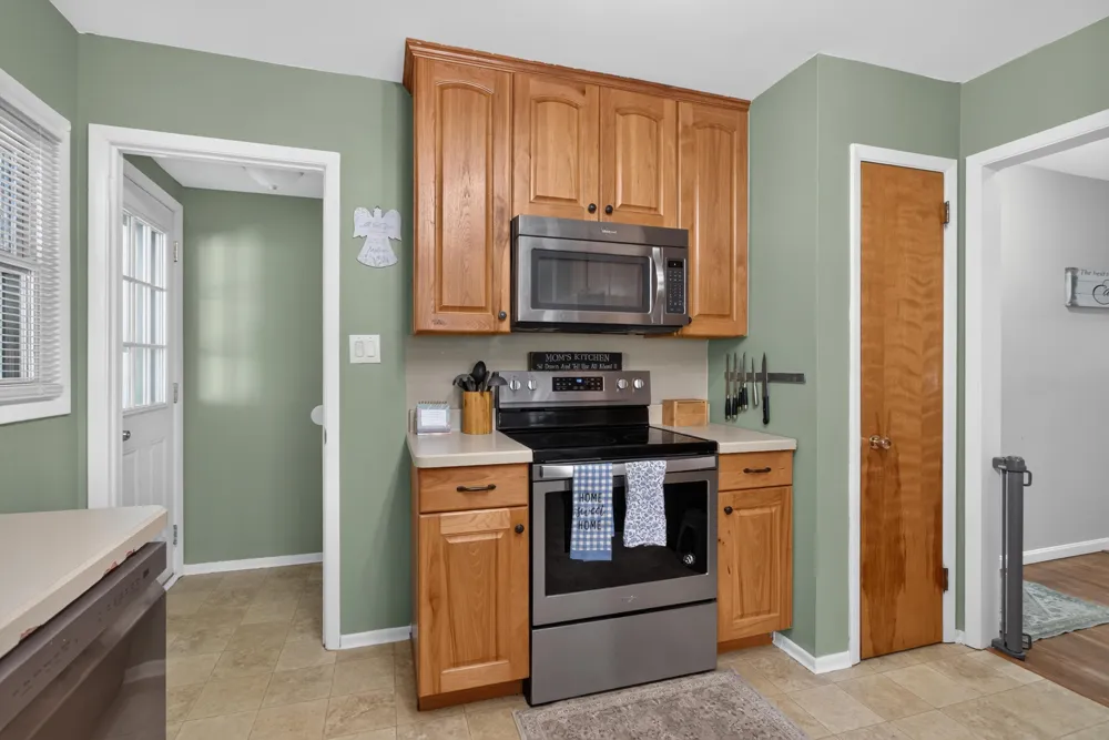 1200 Woodworth Road Blackman Charter Township, MI 49202