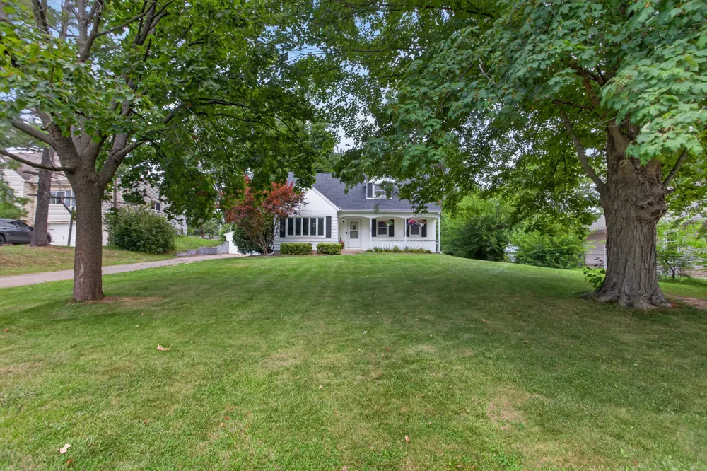 1200 Woodworth Road Blackman Charter Township, MI 49202