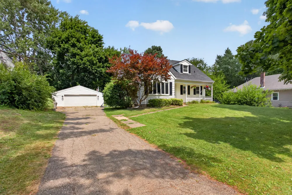 1200 Woodworth Road Blackman Charter Township, MI 49202