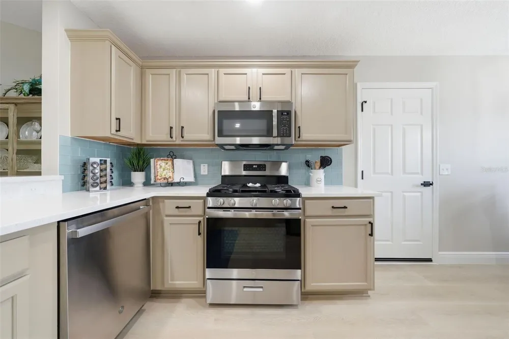 17173 SE 79TH MCLAWREN TERRACE The Villages, FL 32162