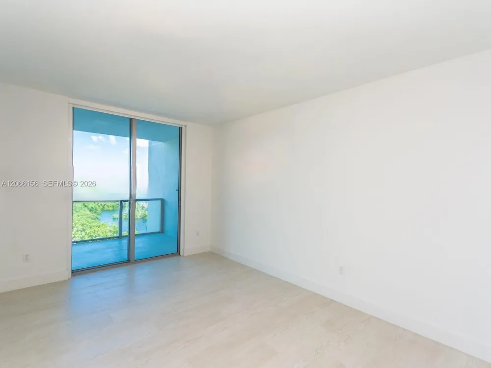 17301 Biscayne Blvd #1004 North Miami Beach, FL 33160