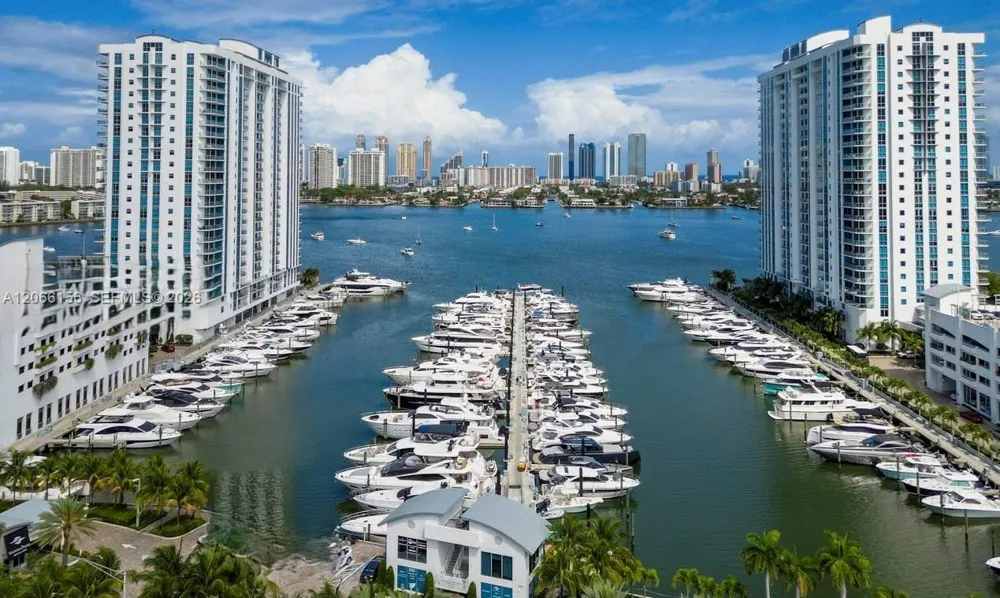 17301 Biscayne Blvd #1004 North Miami Beach, FL 33160