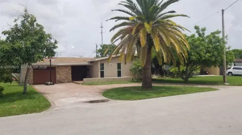 6729 Arbor Dr
