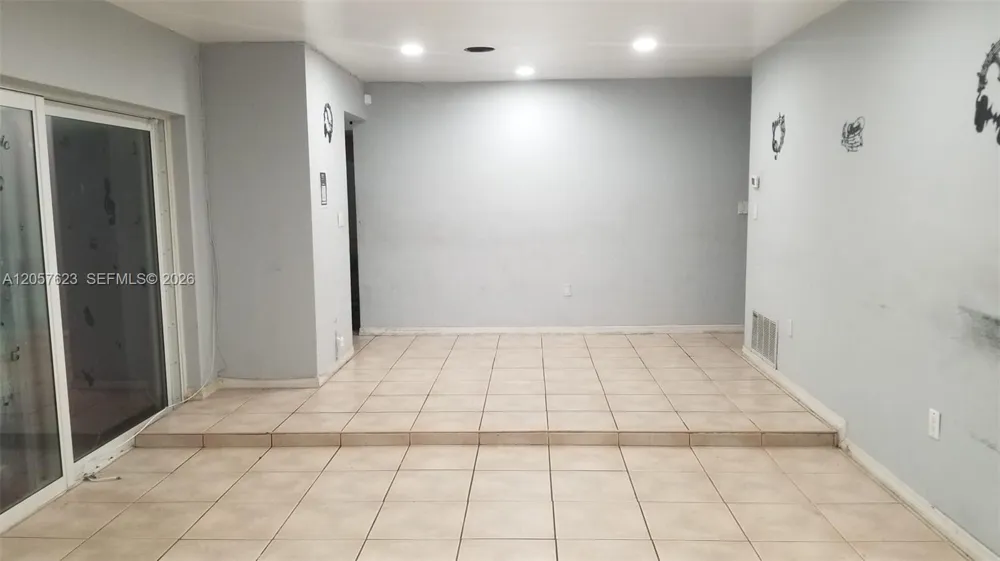 6729 Arbor Dr Miramar, FL 33023