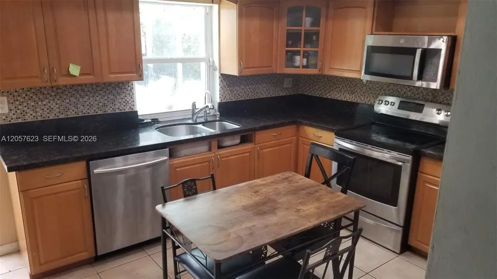 6729 Arbor Dr Miramar, FL 33023