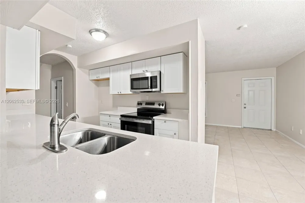 365 NW Curtis St Port St. Lucie, FL 34983