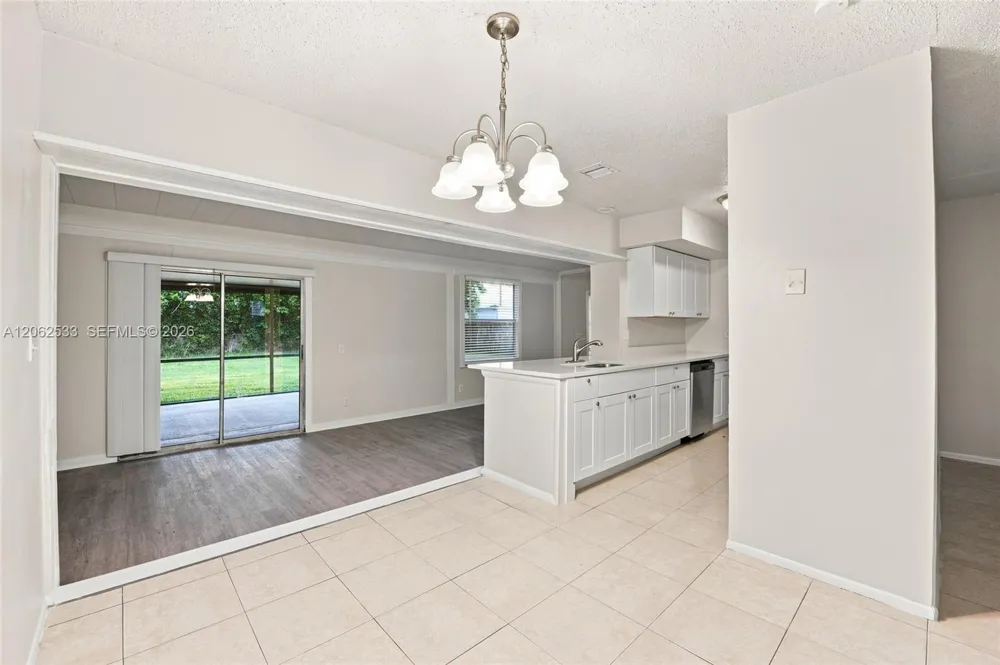 365 NW Curtis St Port St. Lucie, FL 34983