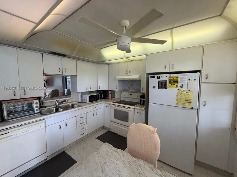 2504 Antigua Ter #H3 Coconut Creek, FL 33066