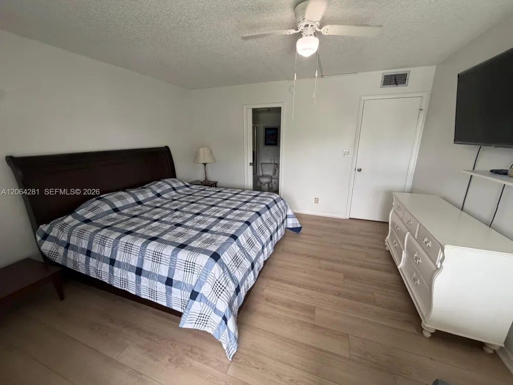 2504 Antigua Ter #H3 Coconut Creek, FL 33066