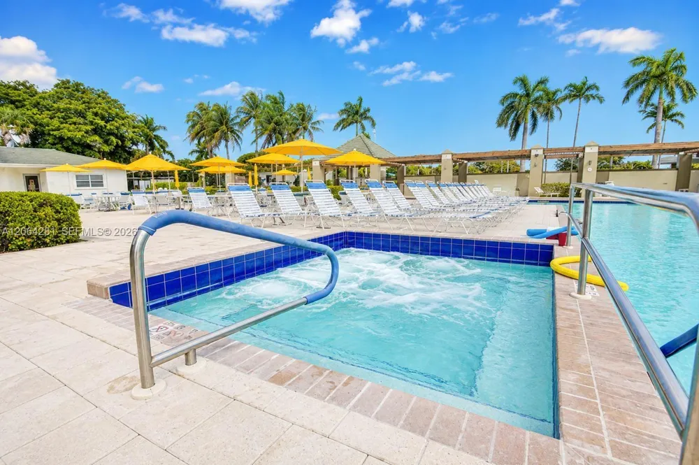 2504 Antigua Ter #H3 Coconut Creek, FL 33066