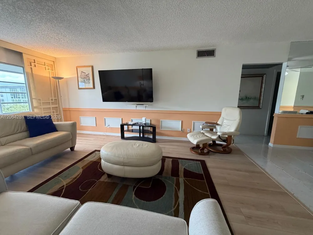 2504 Antigua Ter #H3 Coconut Creek, FL 33066