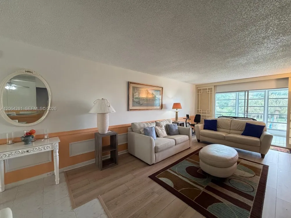 2504 Antigua Ter #H3 Coconut Creek, FL 33066