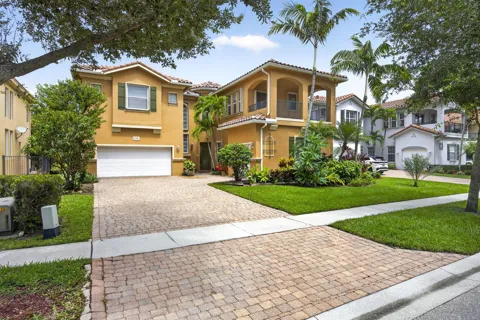 742 Cresta Circle