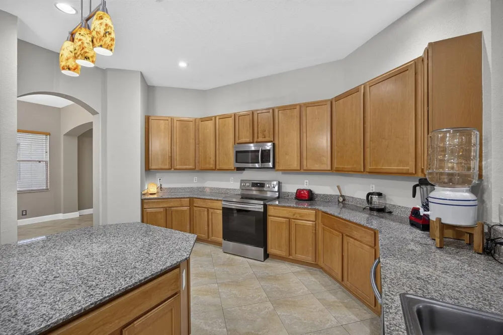 742 Cresta Circle West Palm Beach, FL 33413