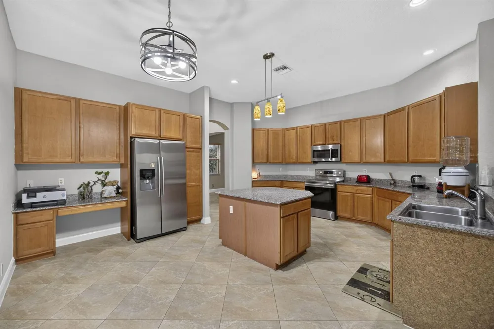 742 Cresta Circle West Palm Beach, FL 33413