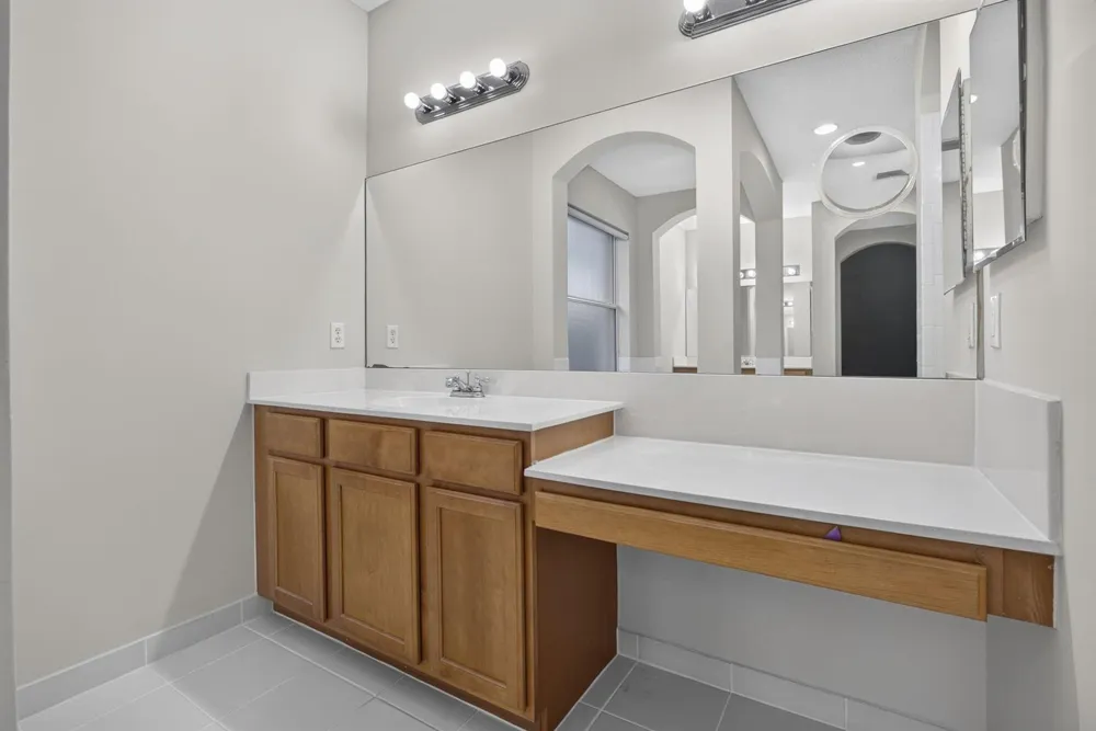 742 Cresta Circle West Palm Beach, FL 33413