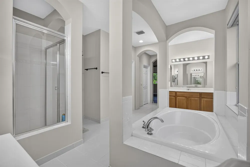 742 Cresta Circle West Palm Beach, FL 33413