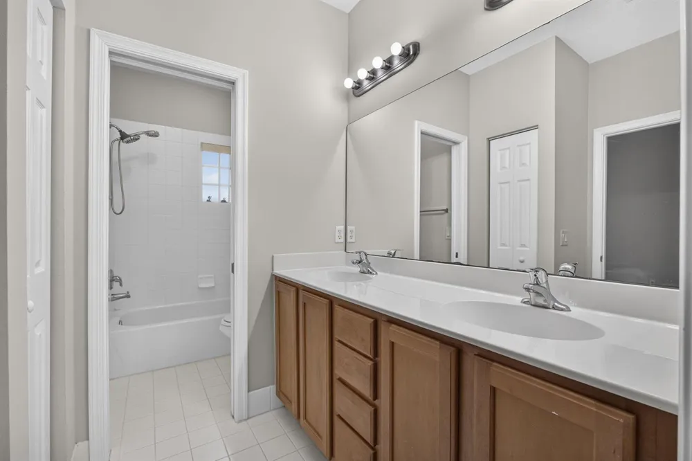 742 Cresta Circle West Palm Beach, FL 33413