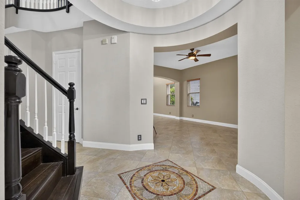 742 Cresta Circle West Palm Beach, FL 33413
