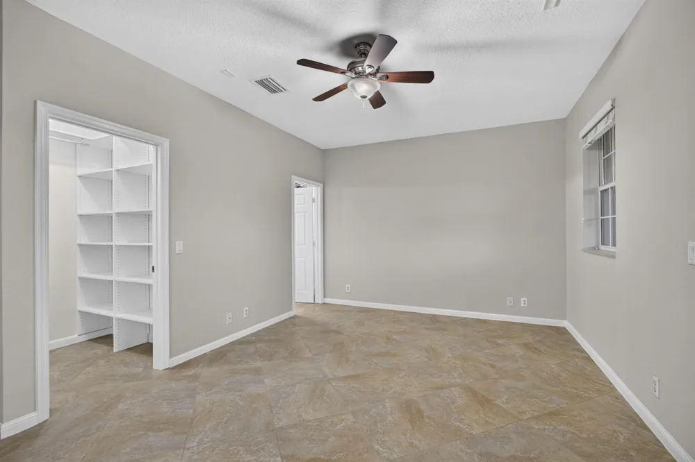742 Cresta Circle West Palm Beach, FL 33413