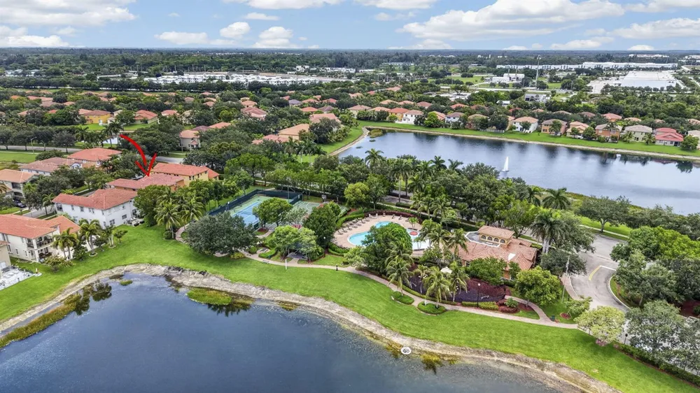742 Cresta Circle West Palm Beach, FL 33413