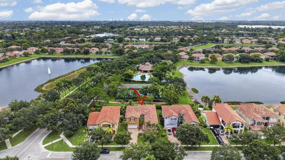 742 Cresta Circle West Palm Beach, FL 33413