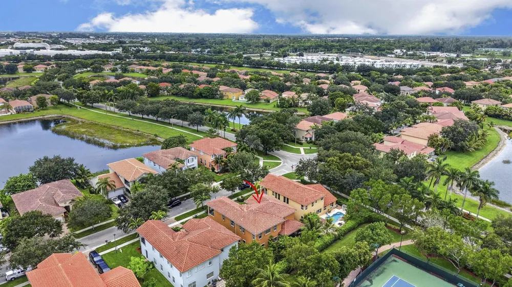 742 Cresta Circle West Palm Beach, FL 33413