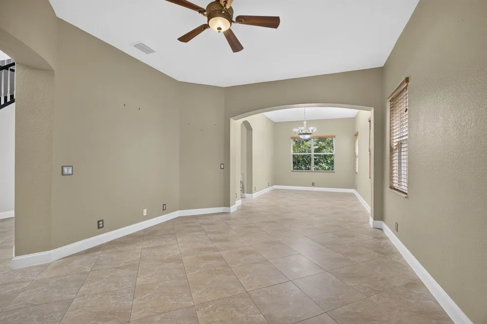 742 Cresta Circle West Palm Beach, FL 33413