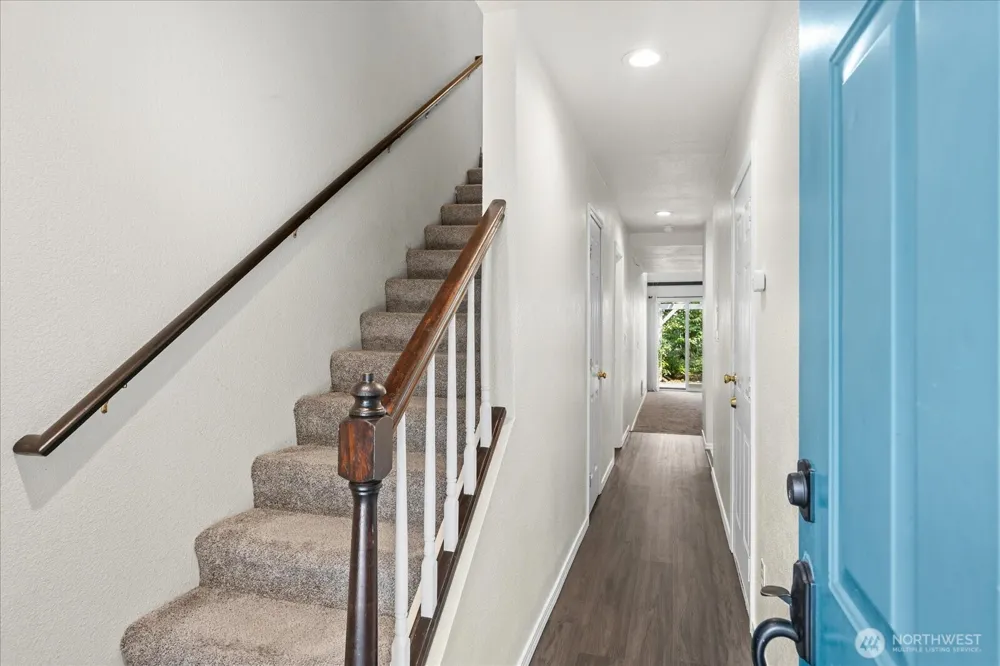 826 Pike Street NE #C8 Auburn, WA 98002