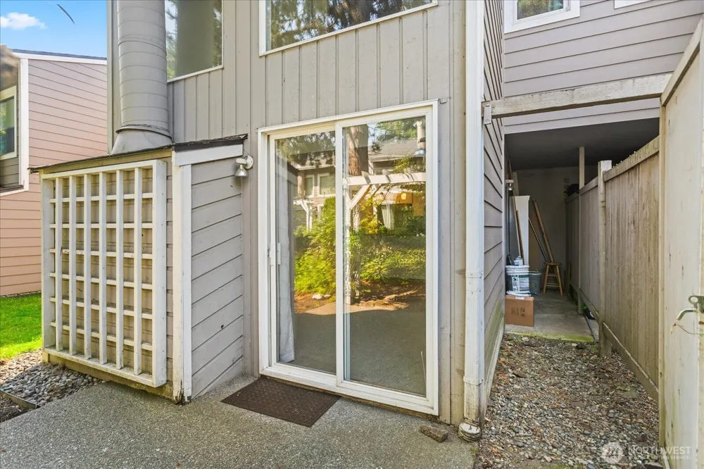 826 Pike Street NE #C8 Auburn, WA 98002