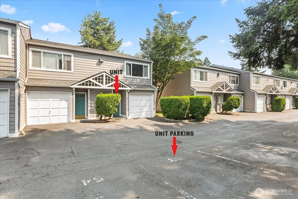 826 Pike Street NE #C8 Auburn, WA 98002