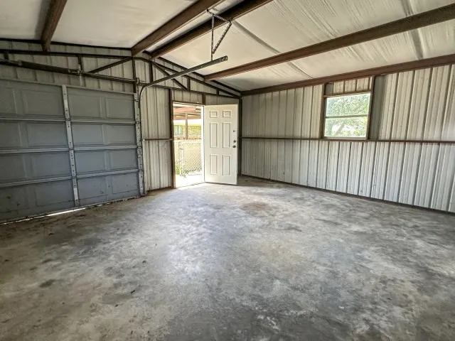 120 W Deport Street Detroit, TX 75436
