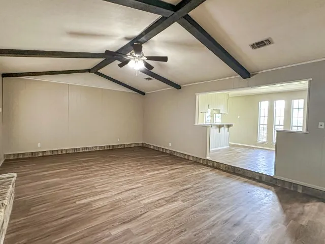 120 W Deport Street Detroit, TX 75436