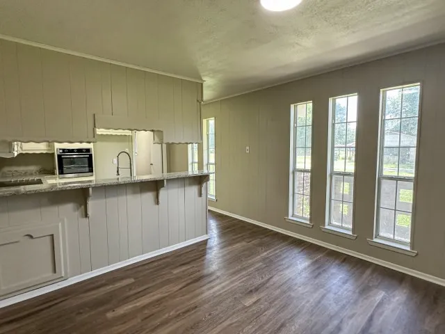 120 W Deport Street Detroit, TX 75436