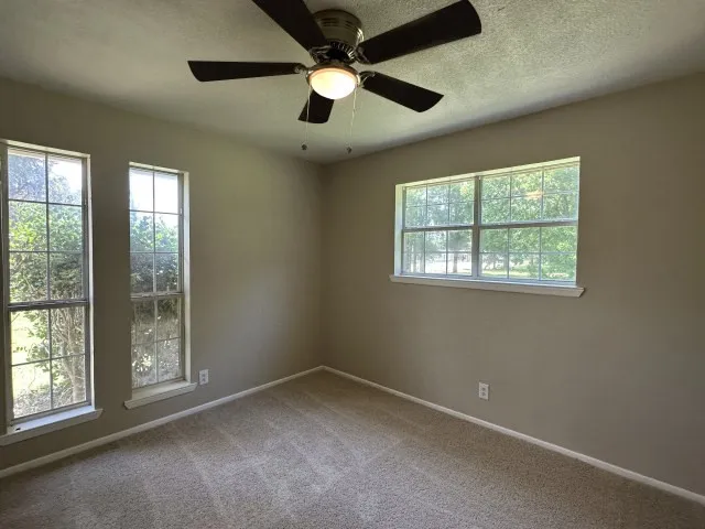 120 W Deport Street Detroit, TX 75436