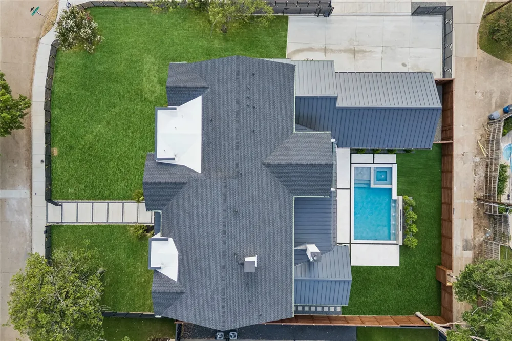 3807 Pallos Verdas Drive Dallas, TX 75229