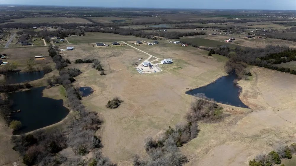 1408 Hackberry Road Van Alstyne, TX 75495