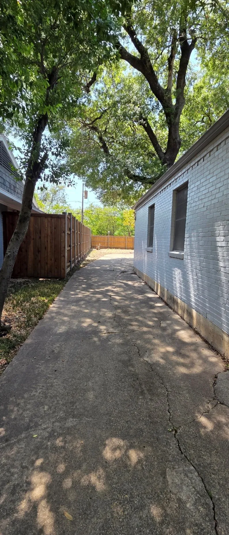 7303 Bucknell Drive Dallas, TX 75214
