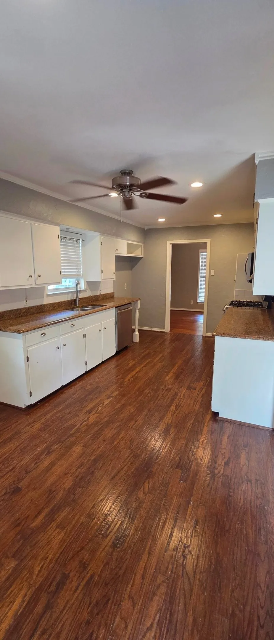 7303 Bucknell Drive Dallas, TX 75214