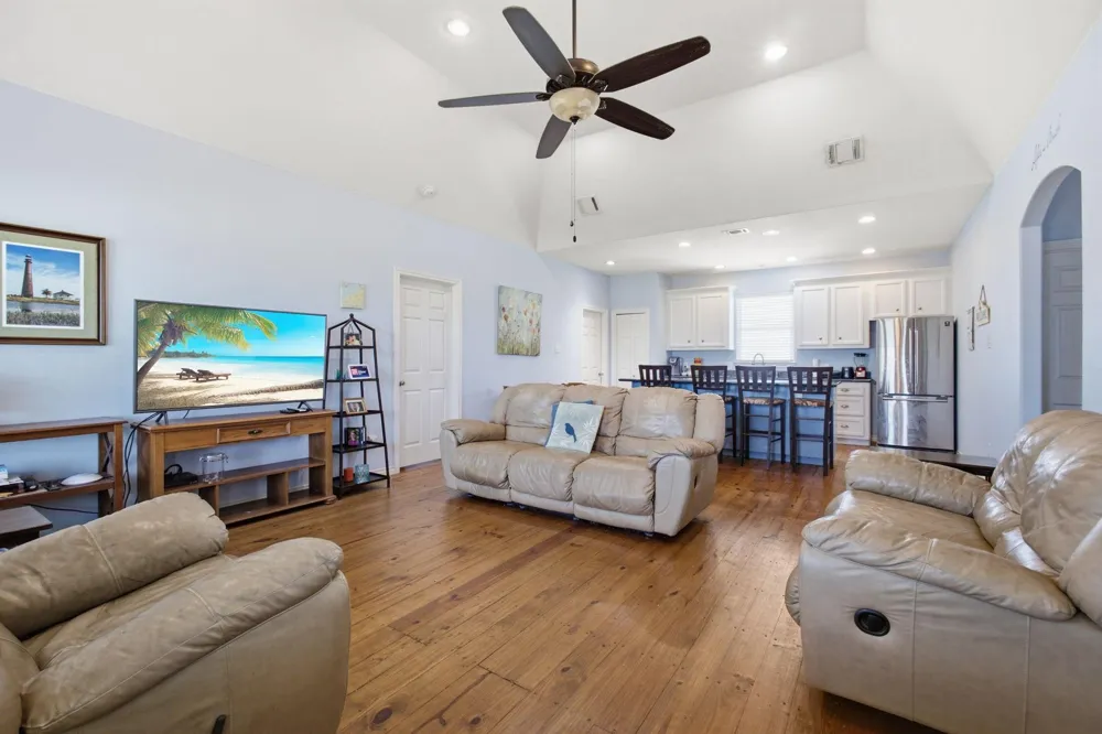 2426 Sand Bar Lane Crystal Beach, TX 77650