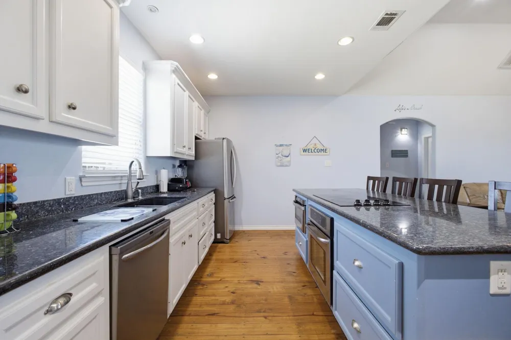 2426 Sand Bar Lane Crystal Beach, TX 77650