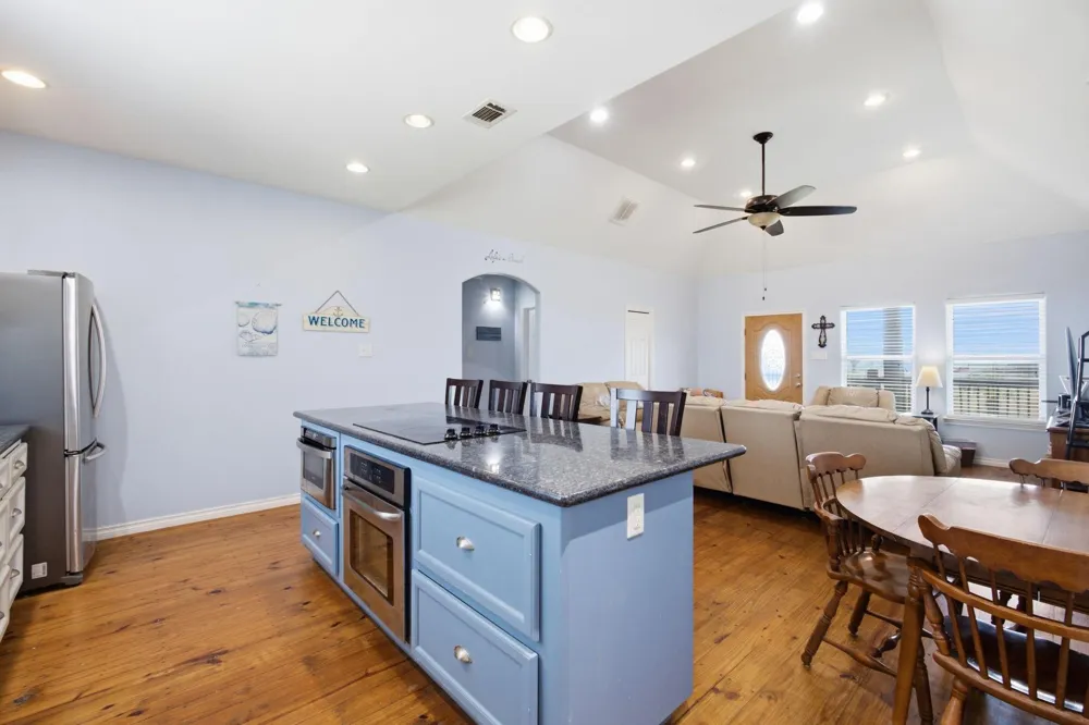 2426 Sand Bar Lane Crystal Beach, TX 77650