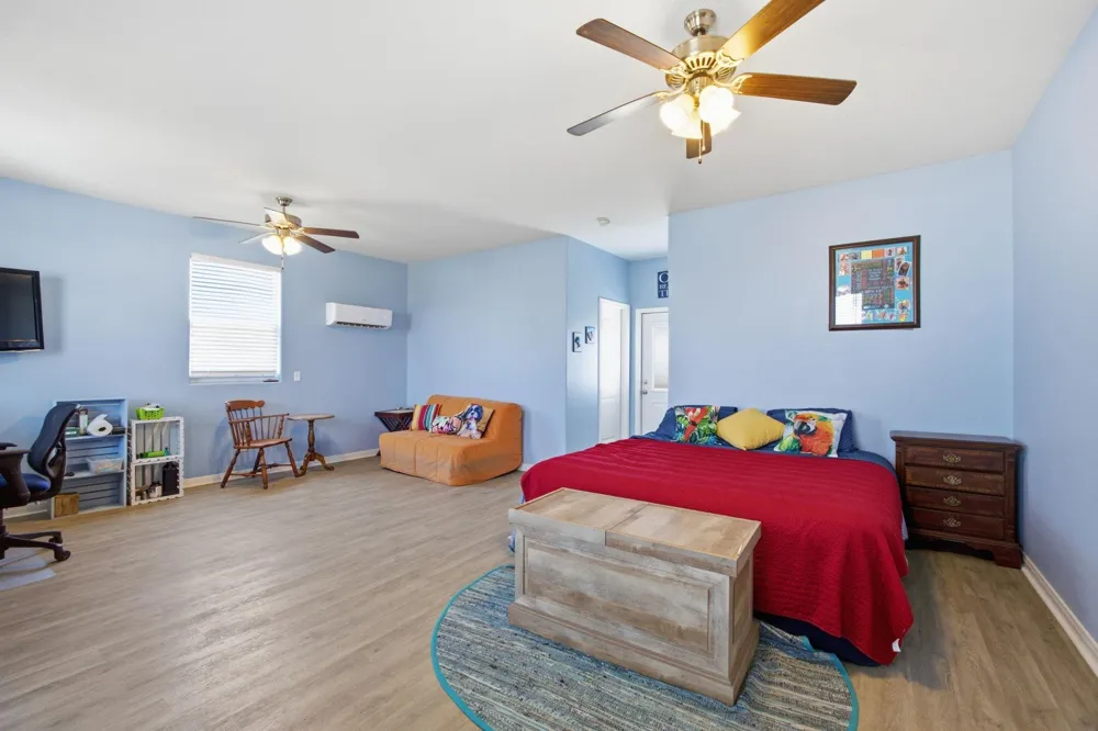 2426 Sand Bar Lane Crystal Beach, TX 77650