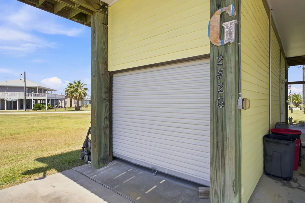 2426 Sand Bar Lane Crystal Beach, TX 77650