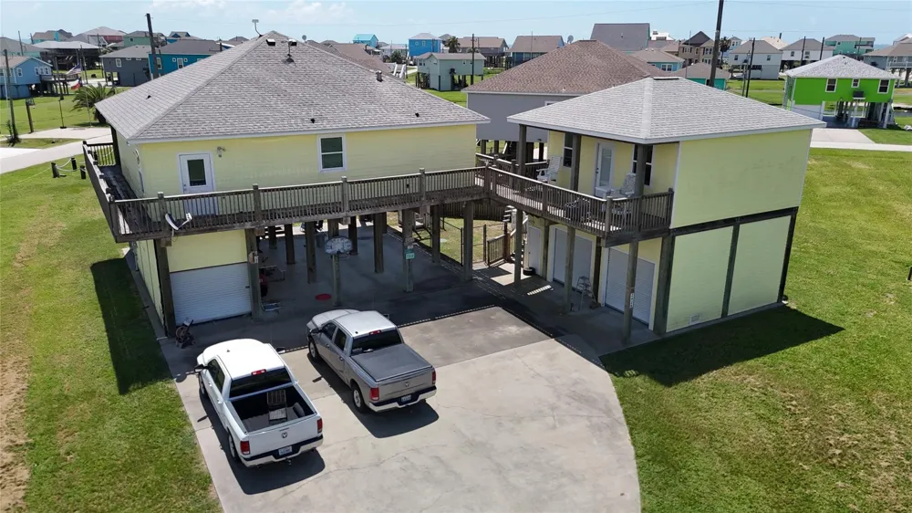 2426 Sand Bar Lane Crystal Beach, TX 77650