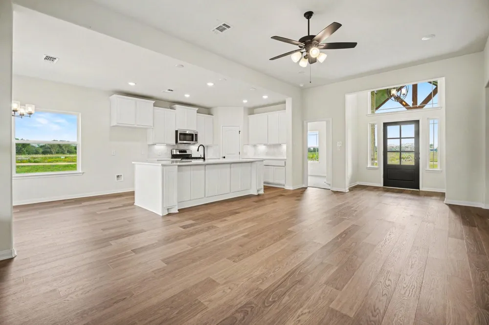 6 Cattle Dr Bay City, TX 77414