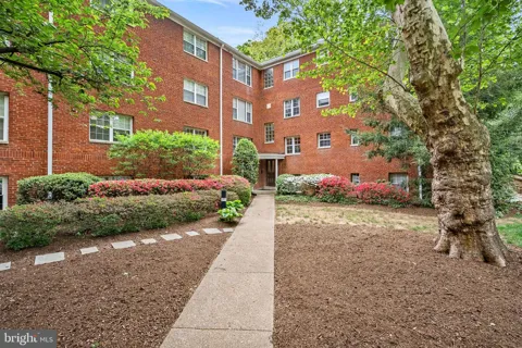 1423 NASH STREET #3